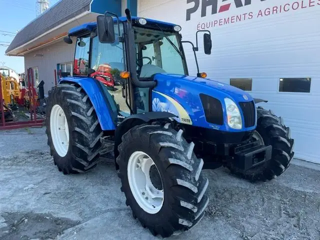 2013 New Holland T5070