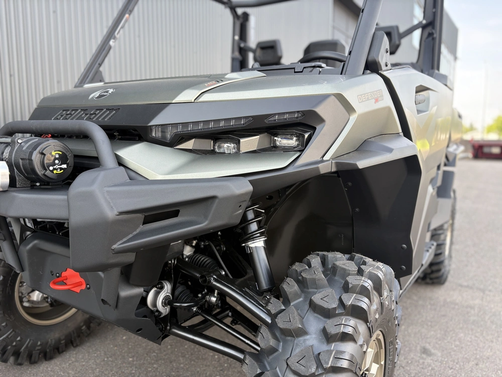 2026 Can-am Defender X Mr Hd11 With Half Doors 8yta alt