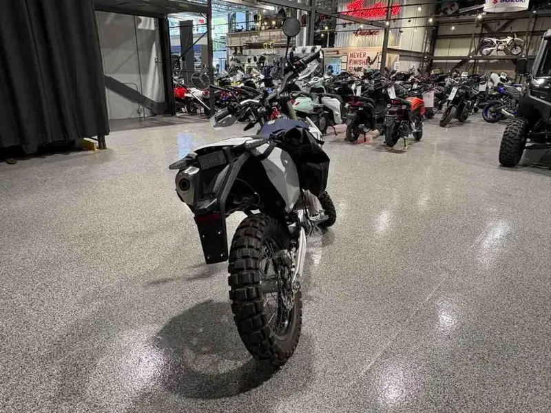 Husqvarna 701 Enduro 2027