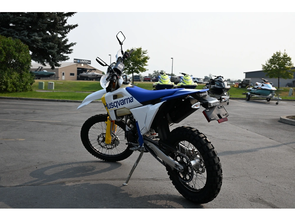 2027 Husqvarna Fe 350s alt