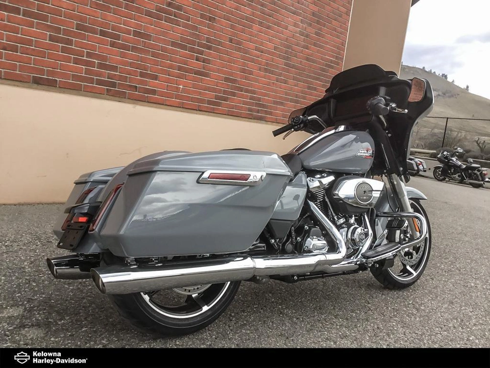 2026 Harley-davidson Flhx - Street Glide® alt