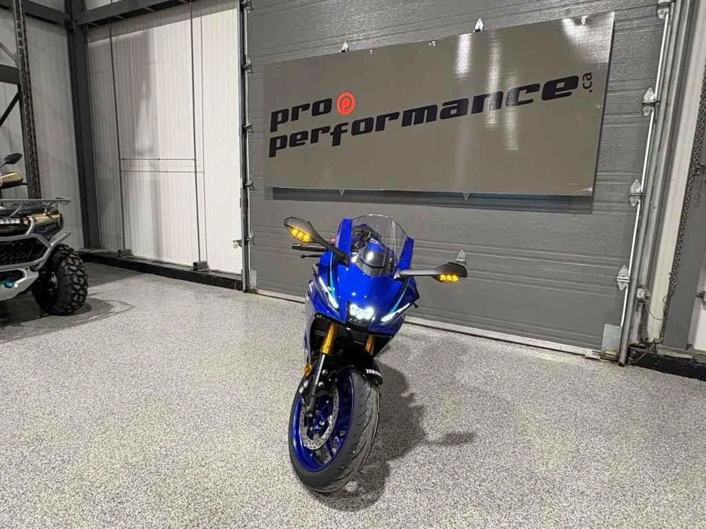 Yamaha Yzf-r7 2026 alt