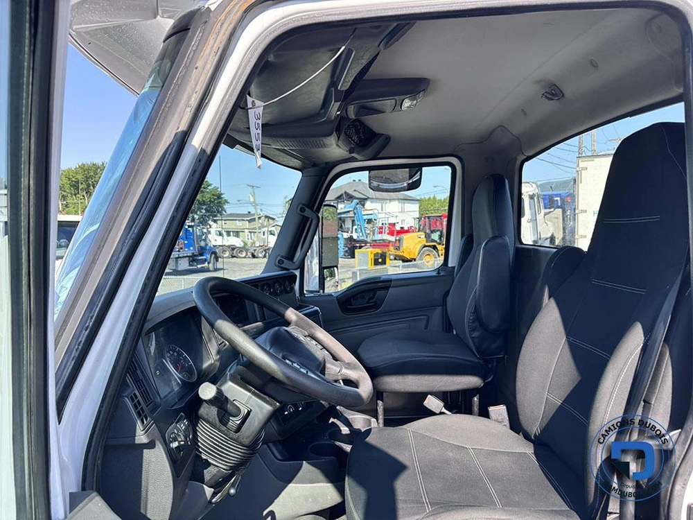 2018 International Lt625 alt