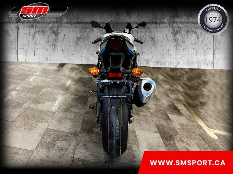 2025 Suzuki Gsx-r1000a alt