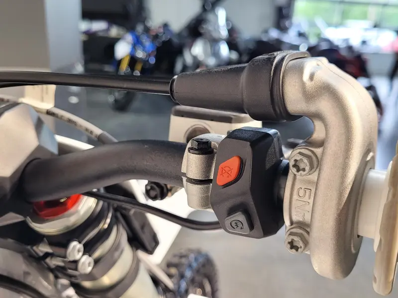 HUSQVARNA FC 450 FACTORY *À partir de 3.99% 2026