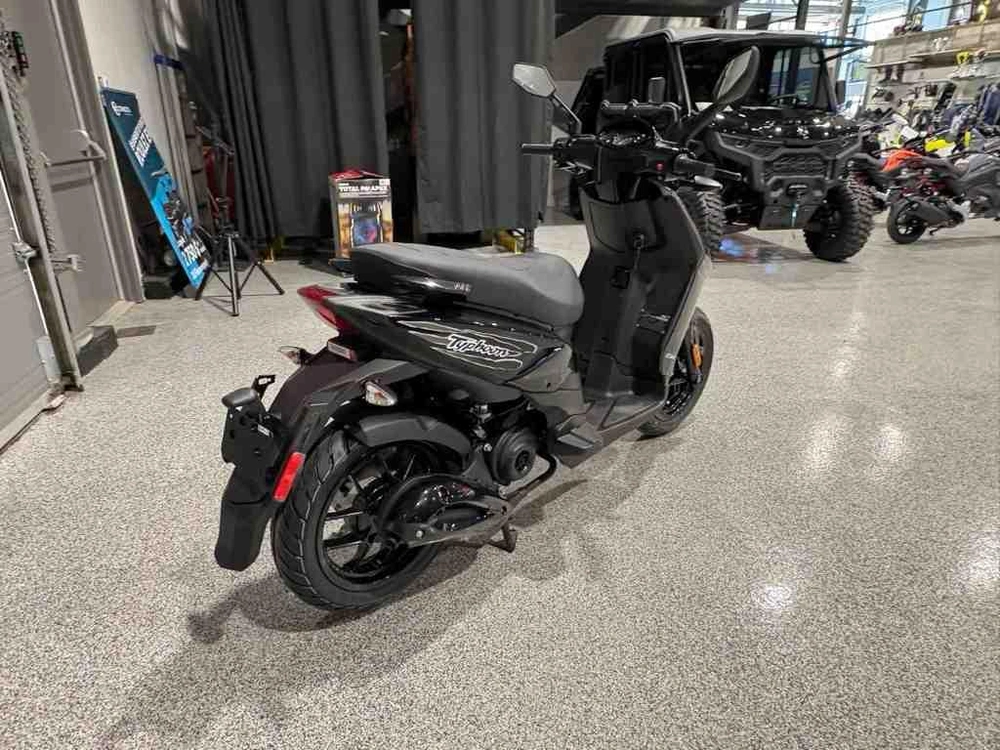 Piaggio Typhoon 50 2026 alt