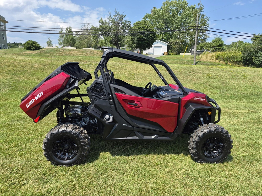 2026 Can-am Commander Xt 700 alt