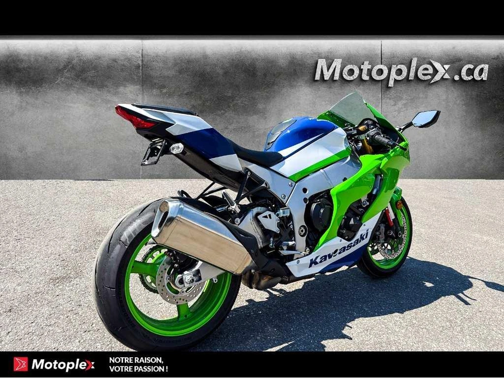 Kawasaki Ninja Zx10r 2024 alt