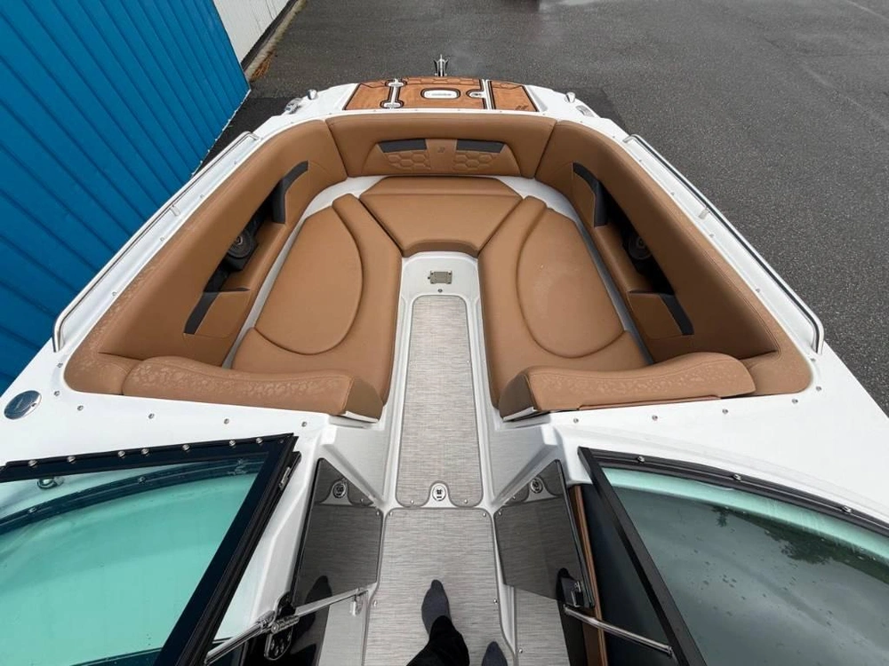Four Winns Hd5 Mercruiser 6.2l / Bravo 3 2025 alt