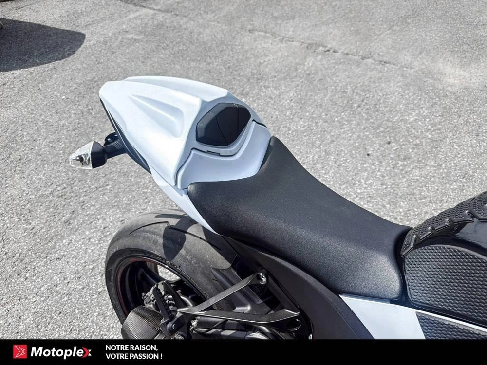 Kawasaki Ninja Zx10r Akrapovic 2013 alt