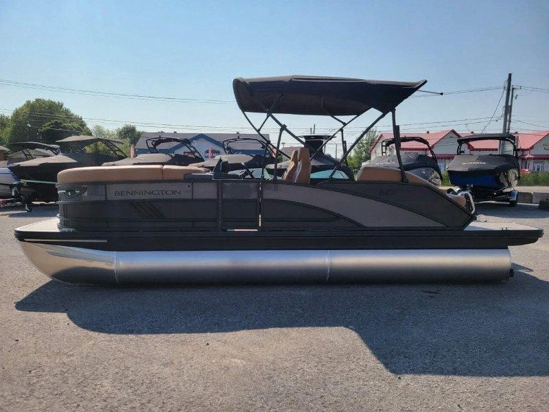 Bennington Marine M22 Swingback 3t/ Yamaha Vf175 2027 alt