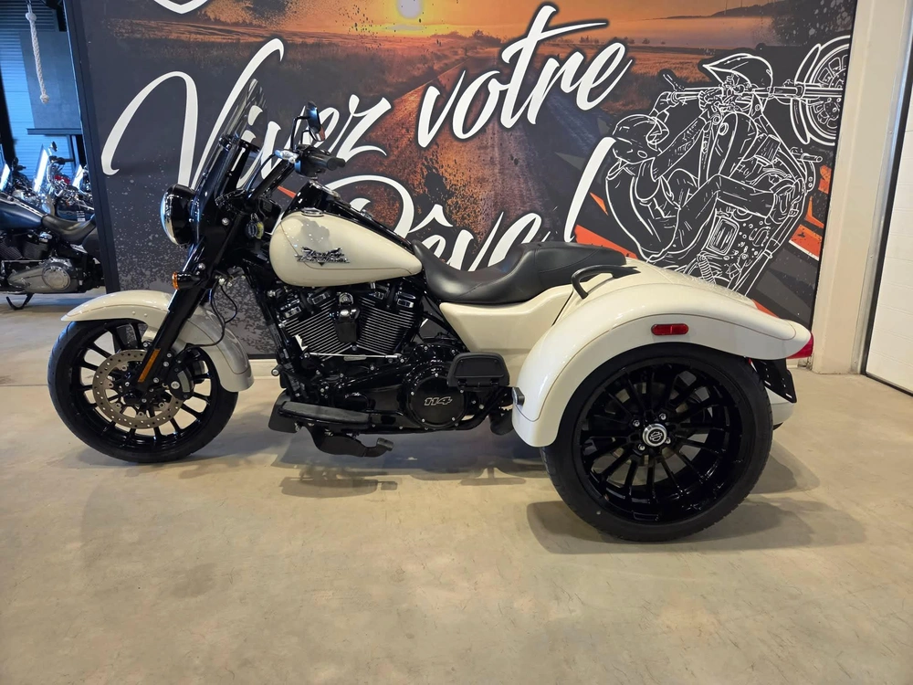 Harley-davidson Freewheeler Flrt 2023 alt