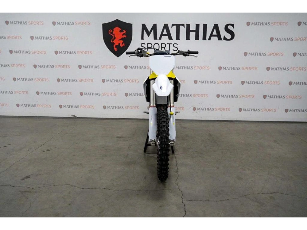 Husqvarna FC 250 2025 — photo 3