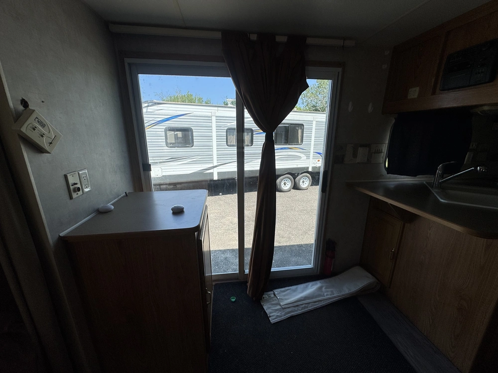 2006 Fleetwood Wildernes Tt 3902bds alt
