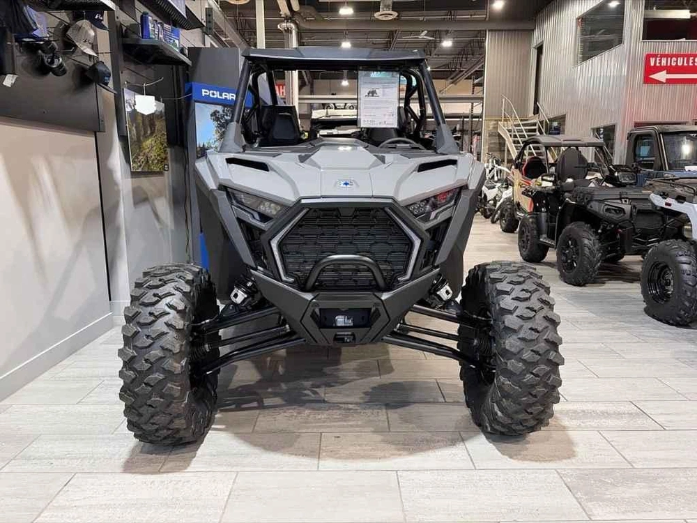 Polaris Rzr Pro Xp Ultimate 2026 alt