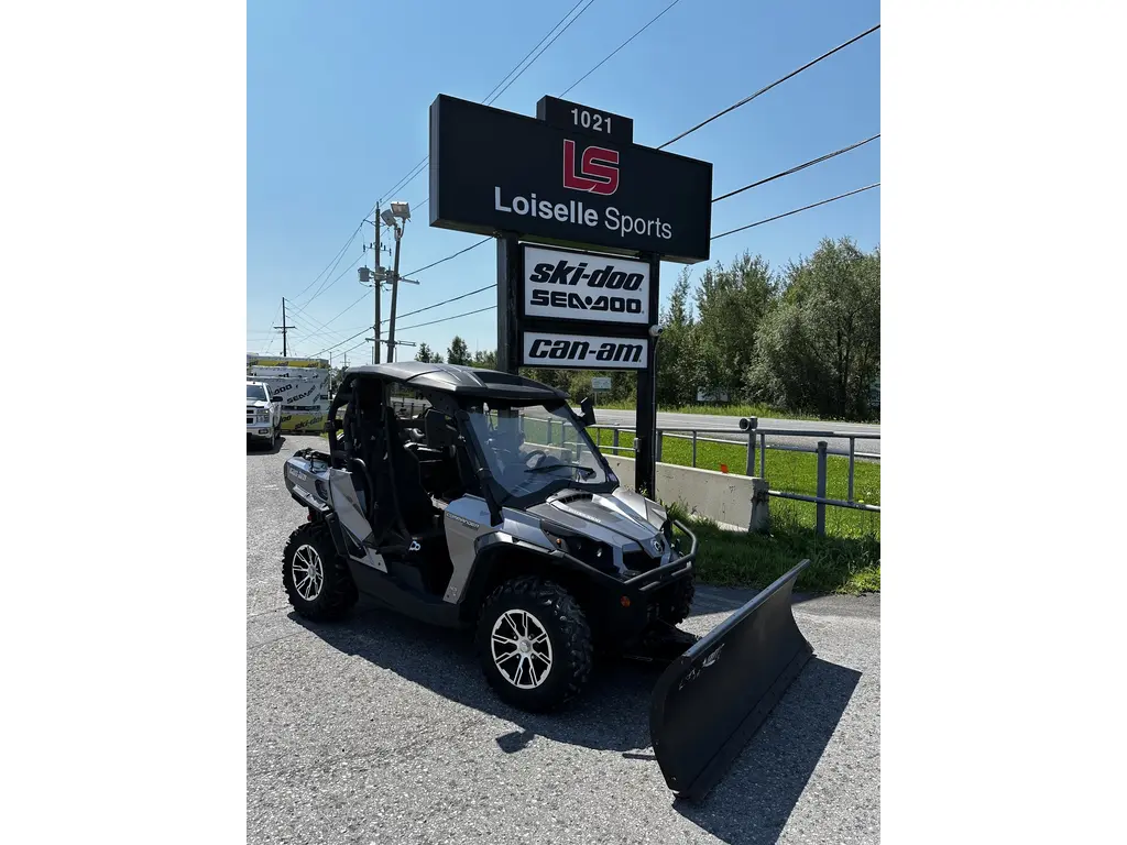 Can-Am COMMANDER LTD 1000R  2012