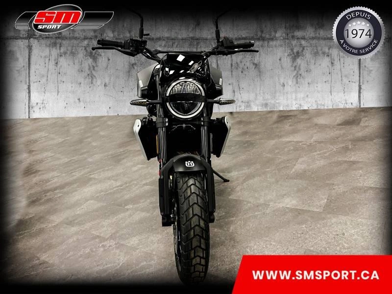 Husqvarna Svartpilen 801 2024 alt