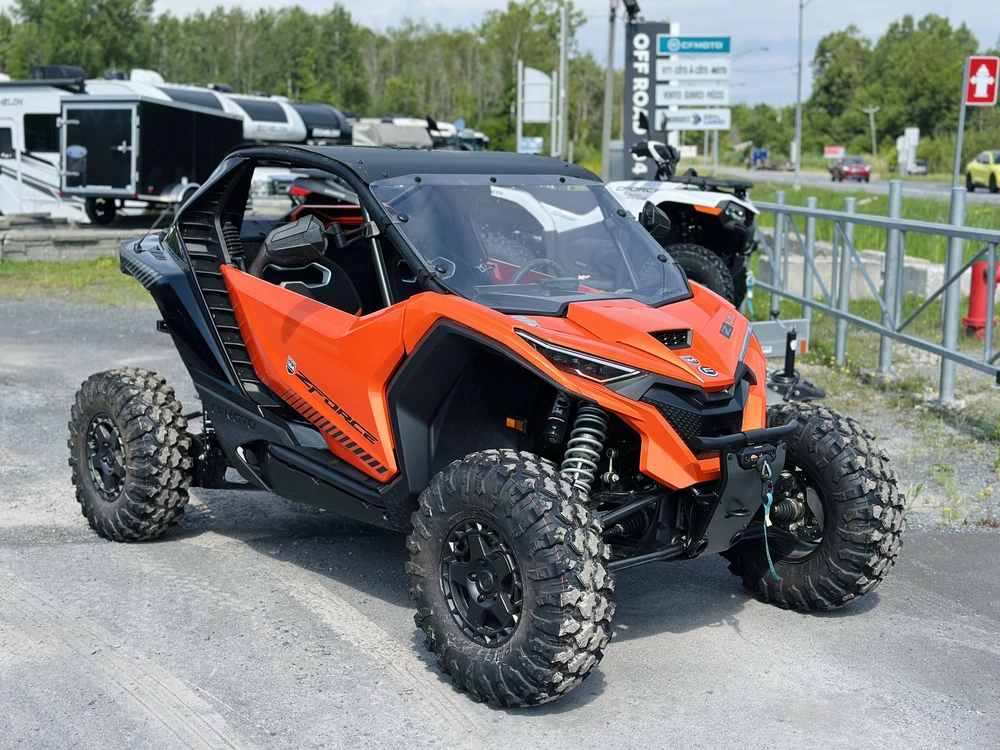2026 Cfmoto Zforce Z10 Orange alt