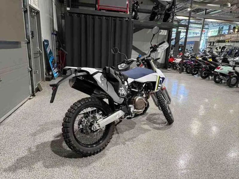 Husqvarna 701 Enduro 2027