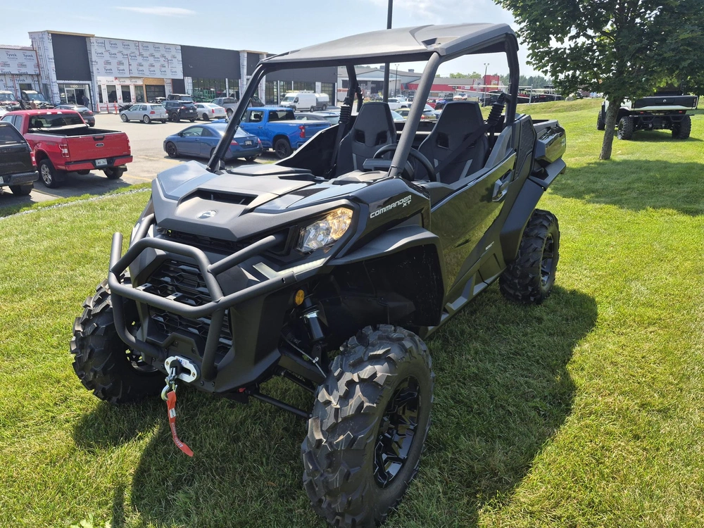 2026 Can-am Commander Xt 700 alt