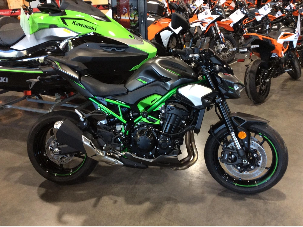 Kawasaki Z900 Abs Zr900ssfan 2025 alt