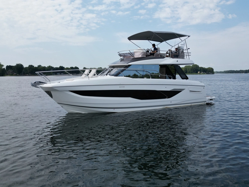 Prestige Yachts F 4.3 2027 alt