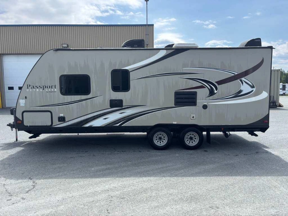 Keystone Rv Passport Ultra Lite 238ml 2017 alt