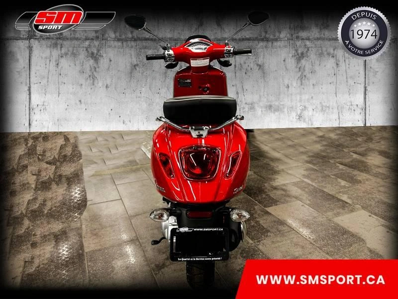 2023 Vespa Sprint 50 Iget alt