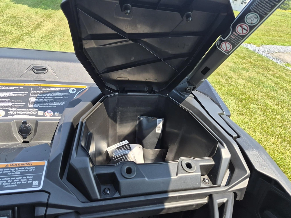 2026 Can-am Commander Xt 700 alt