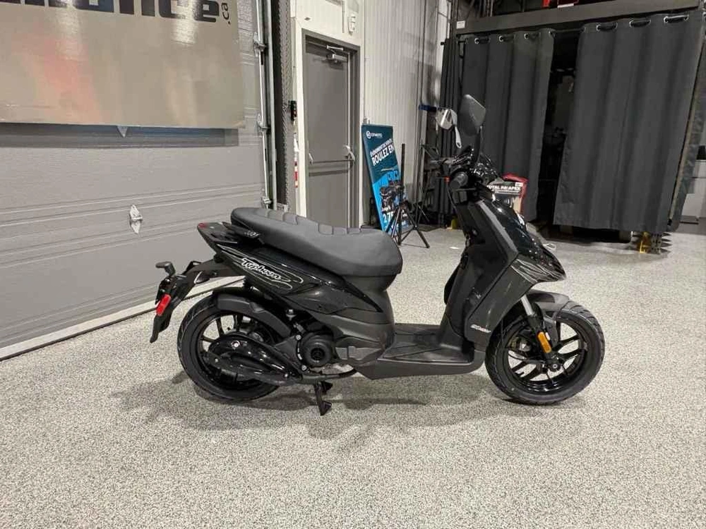 Piaggio Typhoon 50 2026 alt