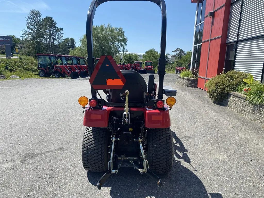 Mahindra Emax20S 2021