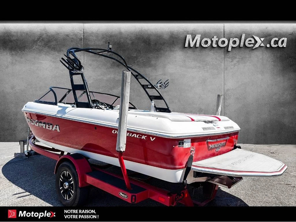 2012 Moomba Outback V alt