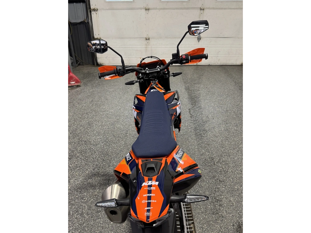 2026 Ktm 690 Smc R alt