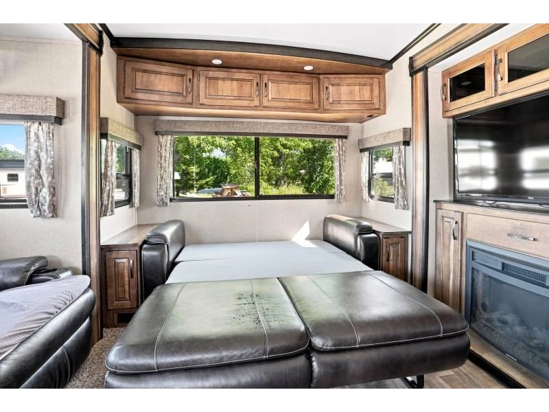 2016 Grand Design Reflection 337rls alt