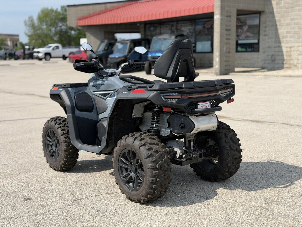 2025 Cfmoto Cforce 800 Touring alt