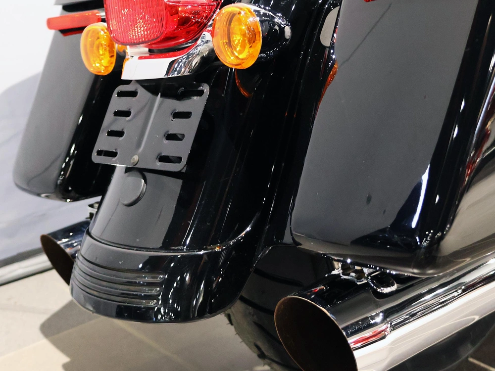 Harley-davidson Road Glide Fltrx 2019 alt