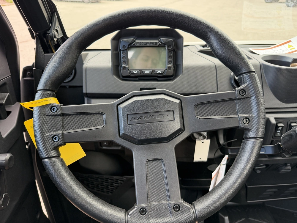 2026 Polaris Ranger 1000 Cab alt