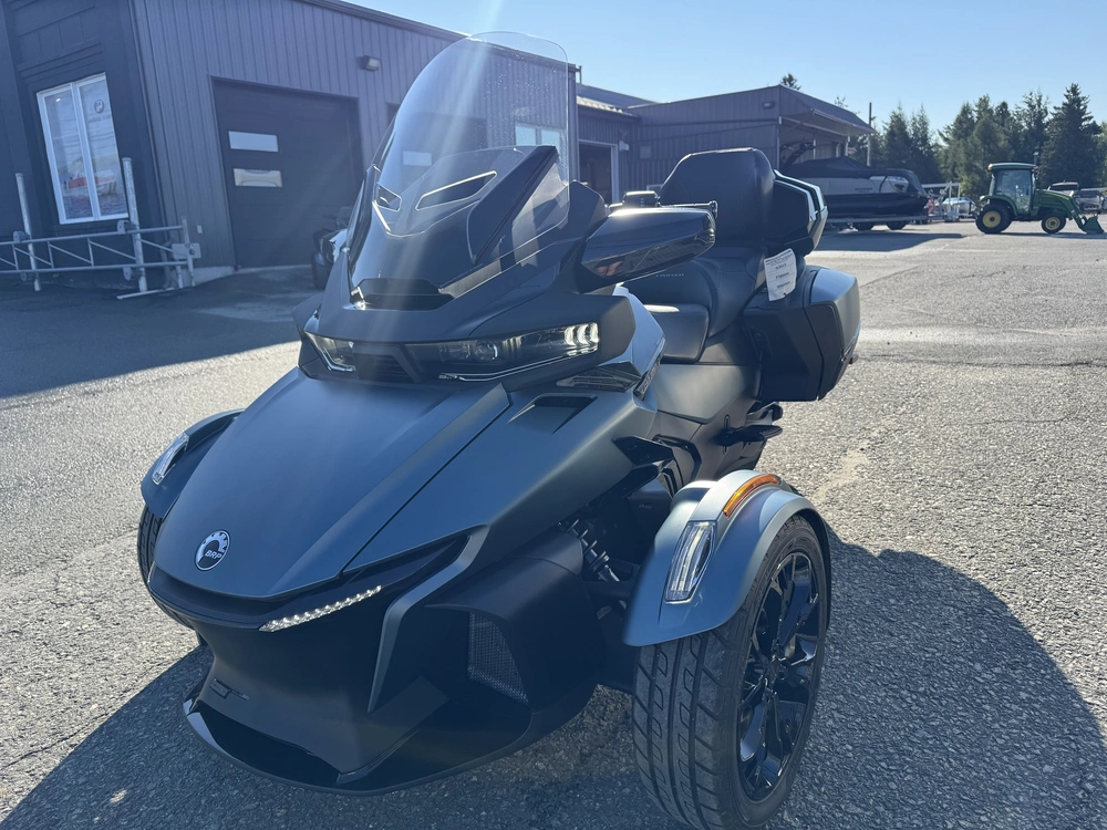 Can-am Rt Limited 2025 alt