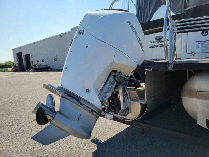 2019 Princecraft Vogue 27 Xt / Mercury 300 alt