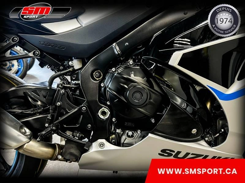 2025 Suzuki Gsx-r1000a alt
