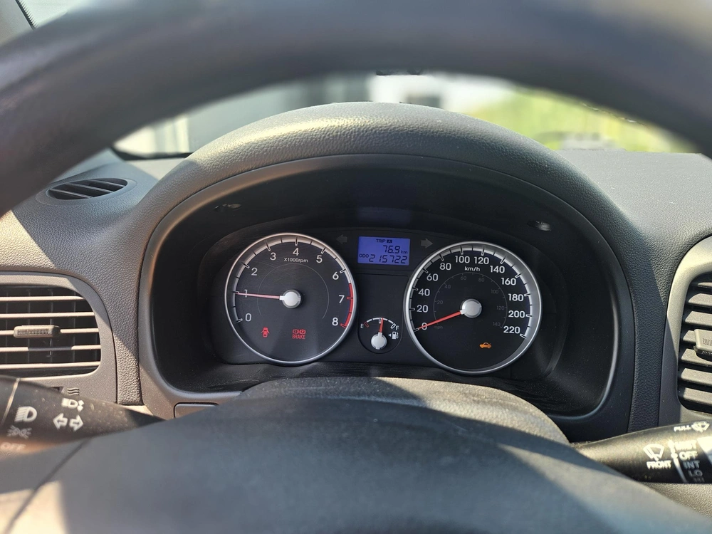Hyundai Accent 2011 alt