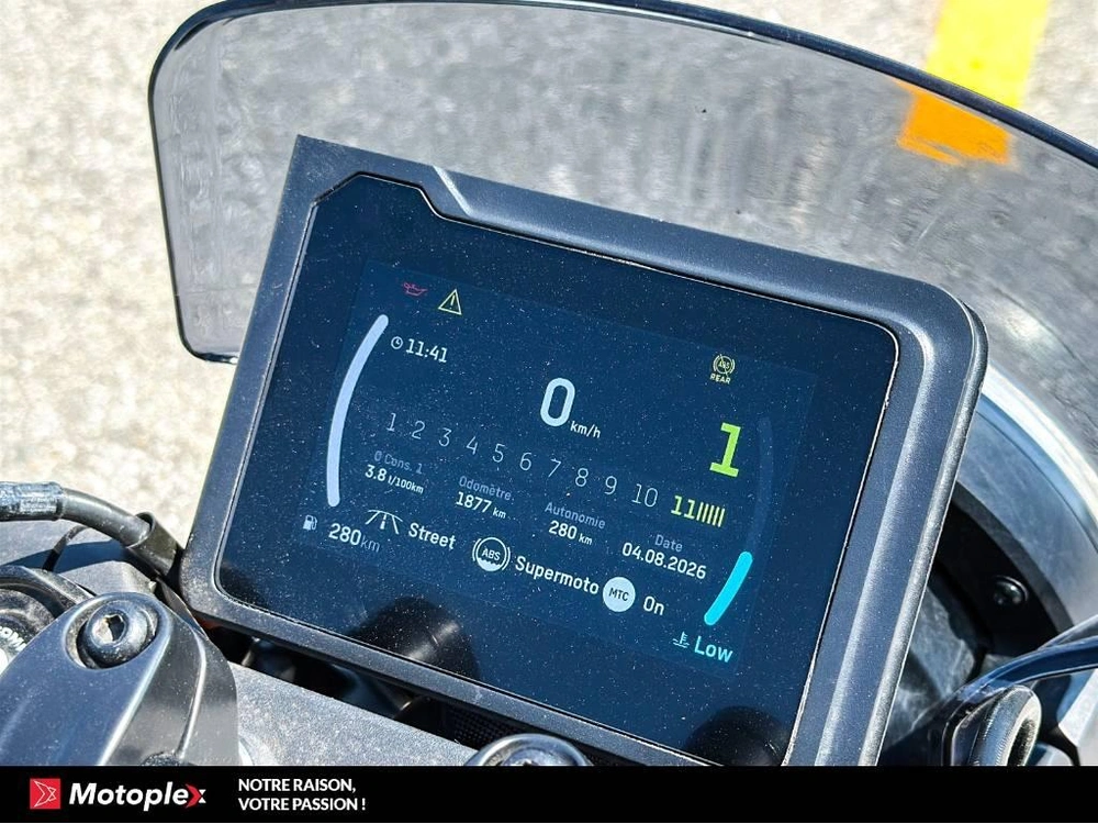 2024 Husqvarna Svartpilen 401 alt
