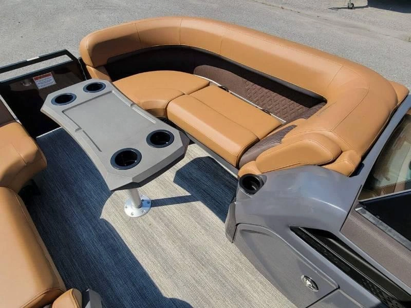 Bennington Marine M22 Swingback 3t/yamaha F150 2027 alt