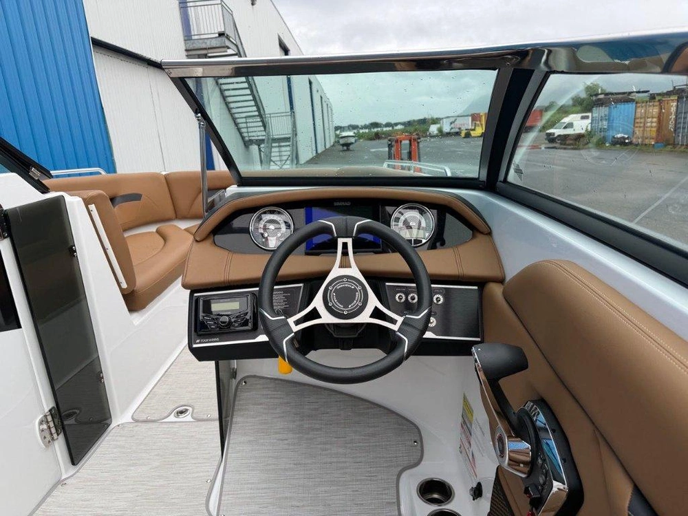 Four Winns Hd5 Mercruiser 6.2l / Bravo 3 2025 alt