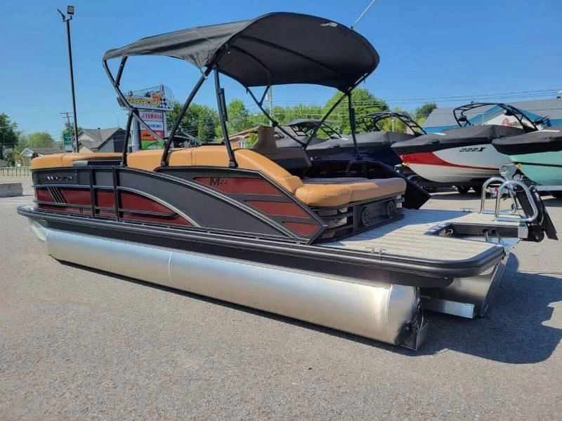 Bennington Marine M22 Swingback 3t/yamaha F150 2027 alt