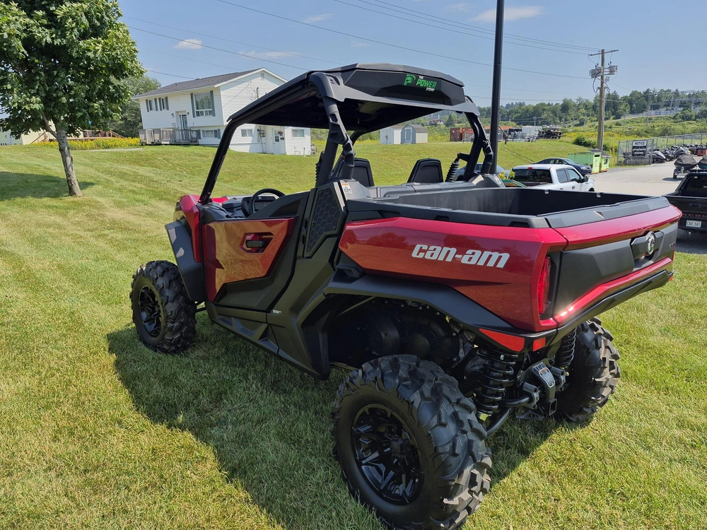 2026 Can-am Commander Xt 700 alt