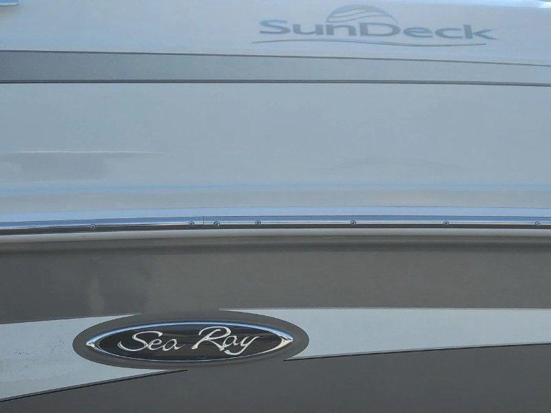 Sea Ray Sundeck 230/ Mercruiser 350 2009 alt