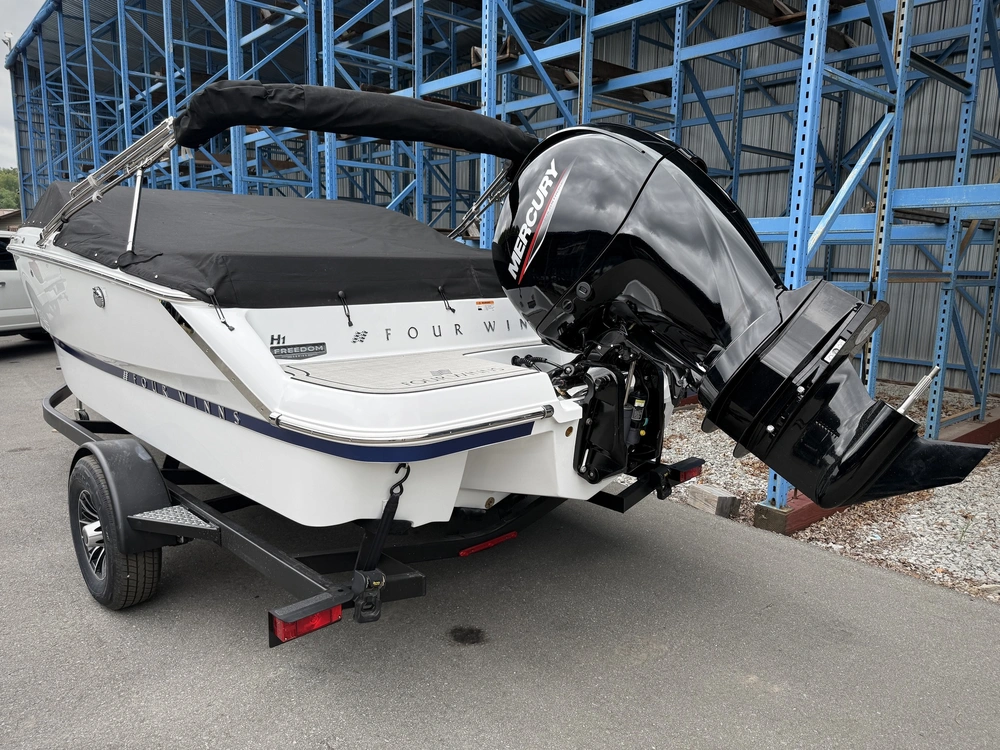 2027 Four Winns H1 Freedom Ob alt