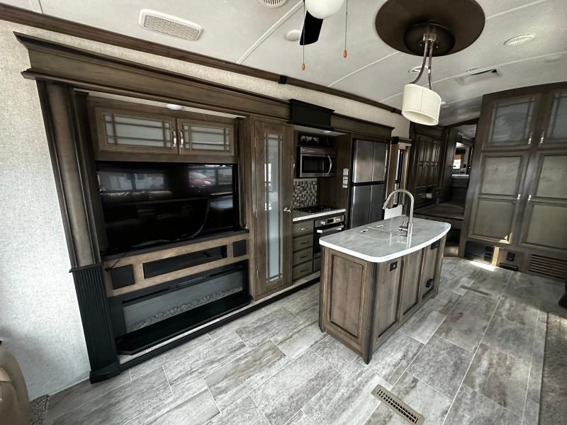 Keystone Rv Montana 3720rl 2019 alt