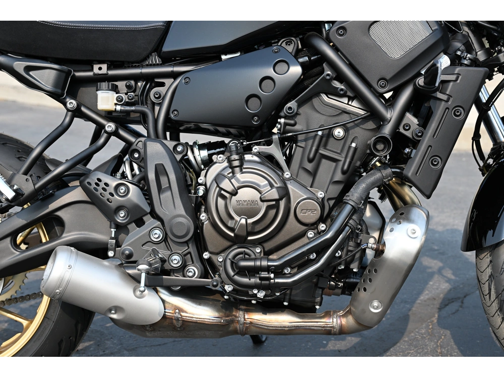 2026 Yamaha Xsr700 alt